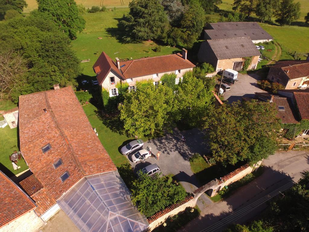 Le Domaine De Panissac Bed and Breakfast Berneuil  Εξωτερικό φωτογραφία